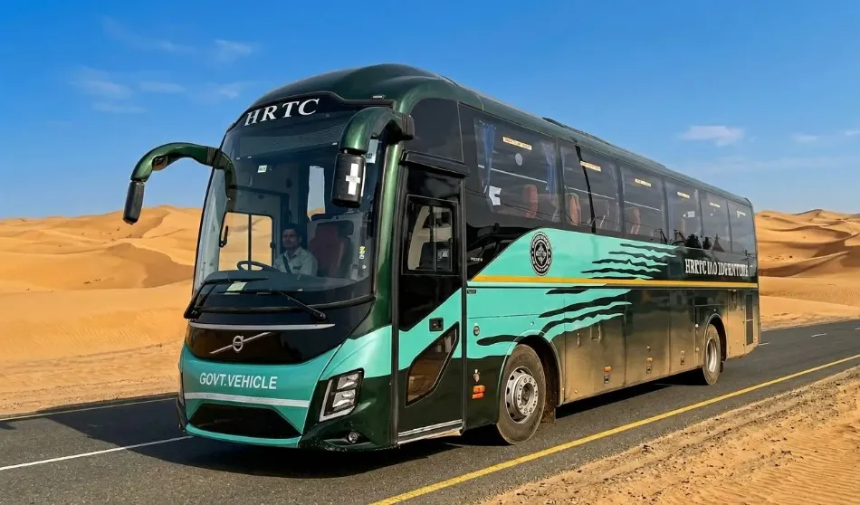 Play Bus Game and enjoy realistic bus driving, passenger transport missions, dynamic weather, city traffic, and immersive highway journeys.